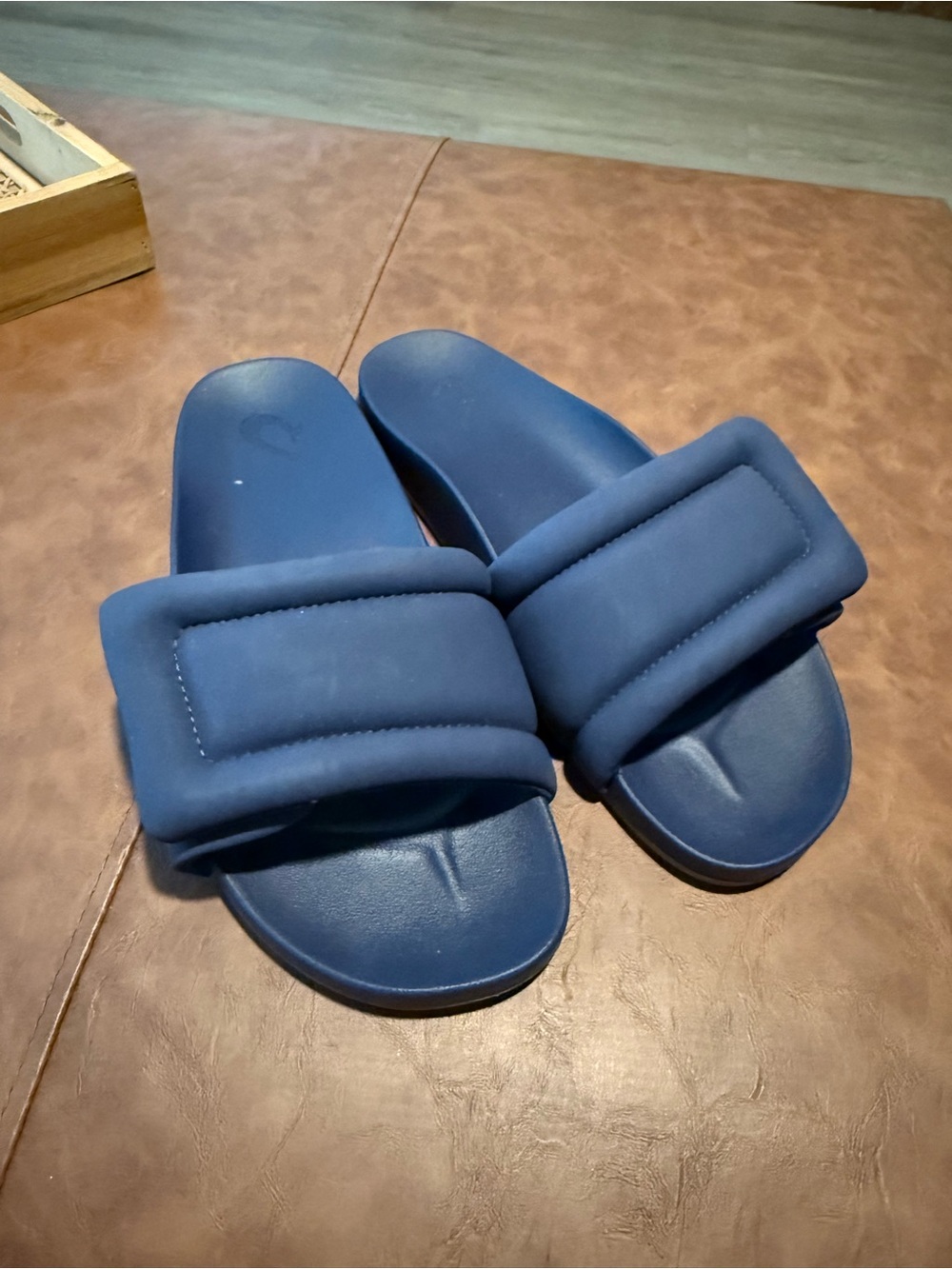 OluKai Sunbeam slide